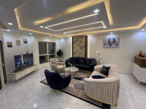 LAYAN LUXURY APARTMENT